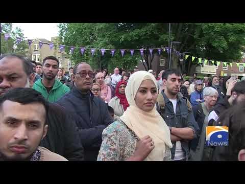 İşçi Partisi lideri Jeremy Corbyn iftar sofrasında