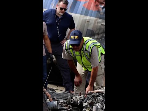 NTSB removes news helicopter from crash scene