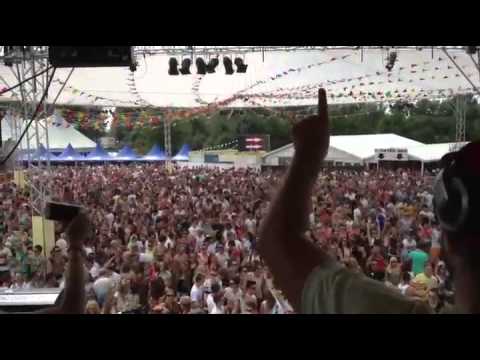 2Dirty playing their bootleg of Avicii @ Solar Weekend Festival