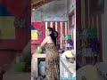 Tante Mau Masak Sayur Bayam