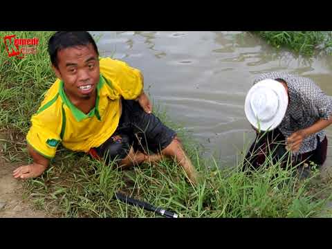 kecebur-karena-ulah-bocah-ingusan-komedi-lucu