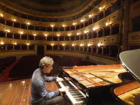 Pianist Gil Garburg perf's music from 'Boris Godunov'