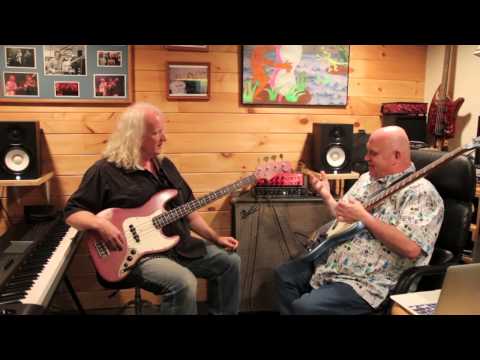 Real Bass Lessons 21 - Funk 1 with Rob Gourlay