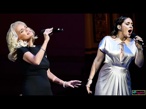 Jessica Vosk & Kristin Chenoweth - "Defying Gravity" / "For Good" (Wicked) Carnegie Hall