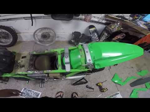 1999 KX250 TX Race 2020 plastics conversion kit install.