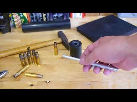 Werkzeug zum entzündern von Hülsen mit Berdan Zündung