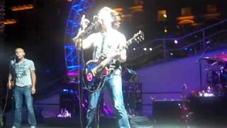 Tears For Fears Quiet Ones Vegas 7/18/09 (another tidbit of it)