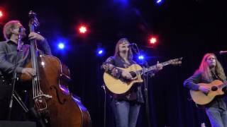 Hey Cinderella - Suzy Bogguss Live