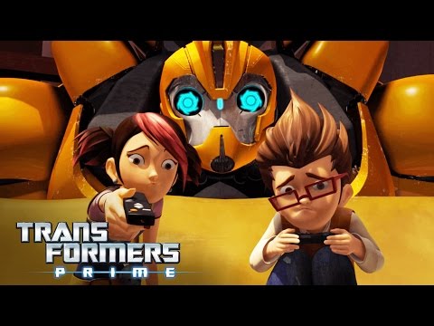 Transformers: Prime - Taking Auto of a Autobot is Not a Good Thing | Transformers Official
