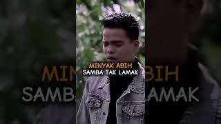 Download lagu Minyak hAbih Samba Tak Lamak mp3