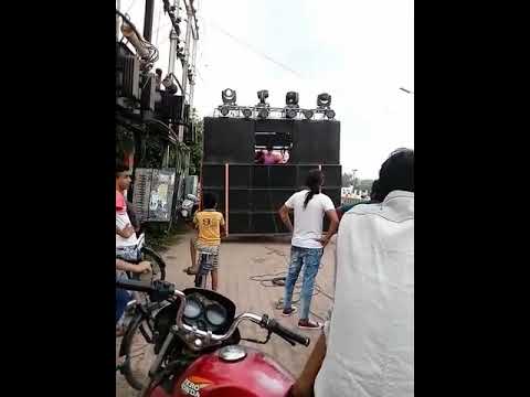 iss dj ke samne Saas rukk jaega agar zada der kadhe rhe to..