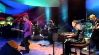 Walfredo Reyes, Jr. w/ Steve Winwood - "Keep On Running"