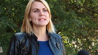 У зоопарку ведмеді вже готові до зимового сну