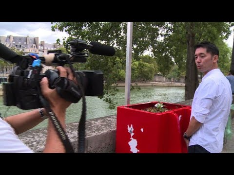 In Paris, eco-friendly urinals spark sniggers and seething
