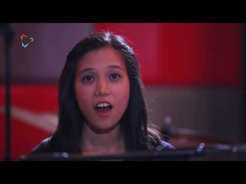 Sandy Canester "Sabtu Minggu"