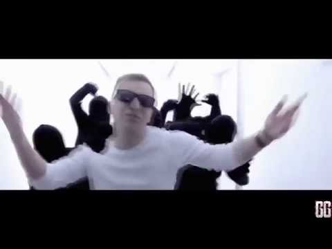 Gimpson - Monster (Eminem ft. Rihanna) (REMIX)