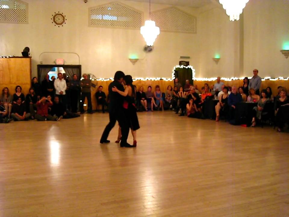 Diego Blanco y Mayumi Fujio at Verdi 1 of 2