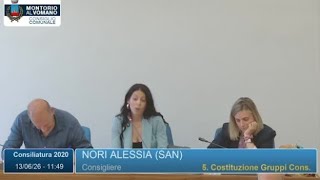 «Prenda la scopa e impari qualcosa», bufera per la frase sessista del sindaco alla consigliera co...