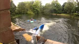 preview picture of video 'Horstead playboating practice'