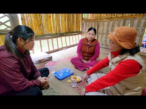 Hong's mother was very surprised when Phong's mother suddenly came to visit.