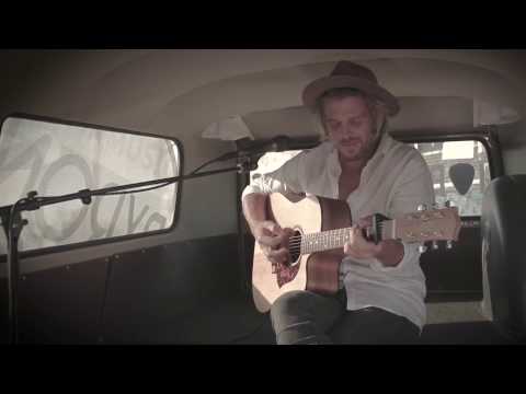 Byron Music Kombi Sessions | Kyle Lionhart - Call Back Home | Live from Byron Bay Watertower