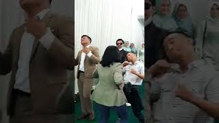 Download lagu hayng nyandung#shorts #viral #share#shortvideo#joged #dandutkoplo#subscribe #subscribe#videos#tiktok mp3