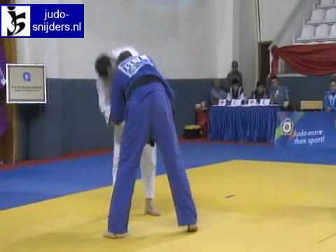 Judo 2009 Antalya: Daniel Dichev (BUL) - Alessio Mascetti (ITA) [-100kg].