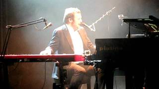 Raphael Gualazzi - Out of my mind (Torino 13 febbraio 2012)