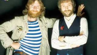 Chas N' Dave- Rabbit