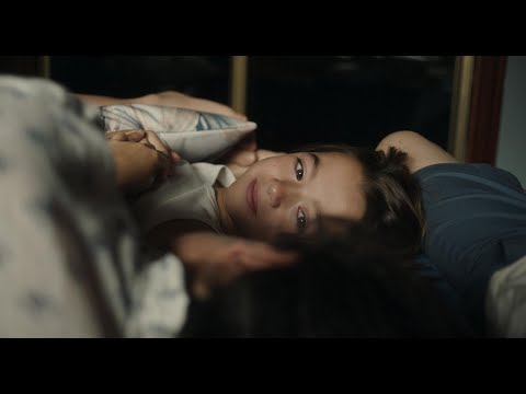 Tráiler 20.000 especies de abejas [BRRIP] 2023