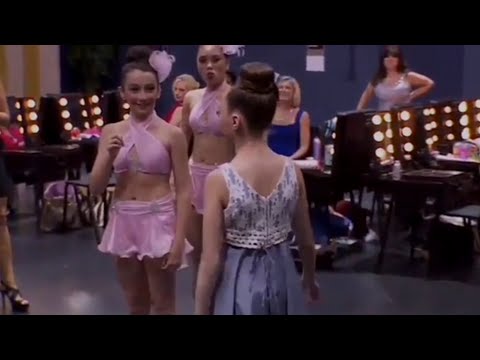 Dance Moms - Maddie SHOWS UP Candy Apple Mom in dressing room (Season 4 Episode 31)