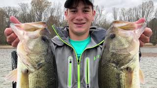 preview picture of video '26 POUNDS OF PICKWICK LARGEMOUTH BASS'