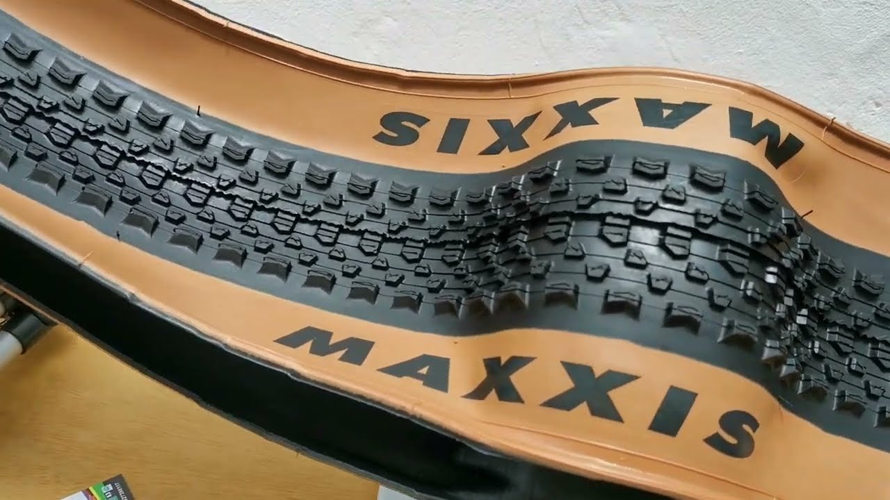 Watch LLANTA MAXXIS MTB IKON 29X2.20 EXO/TR/SKINWALL 60TPI | KEVLAR 03800889 Now LLANTA MAXXIS MTB IKON 29X2.20 EXO/TR/SKINWALL 60TPI | KEVLAR 03800889