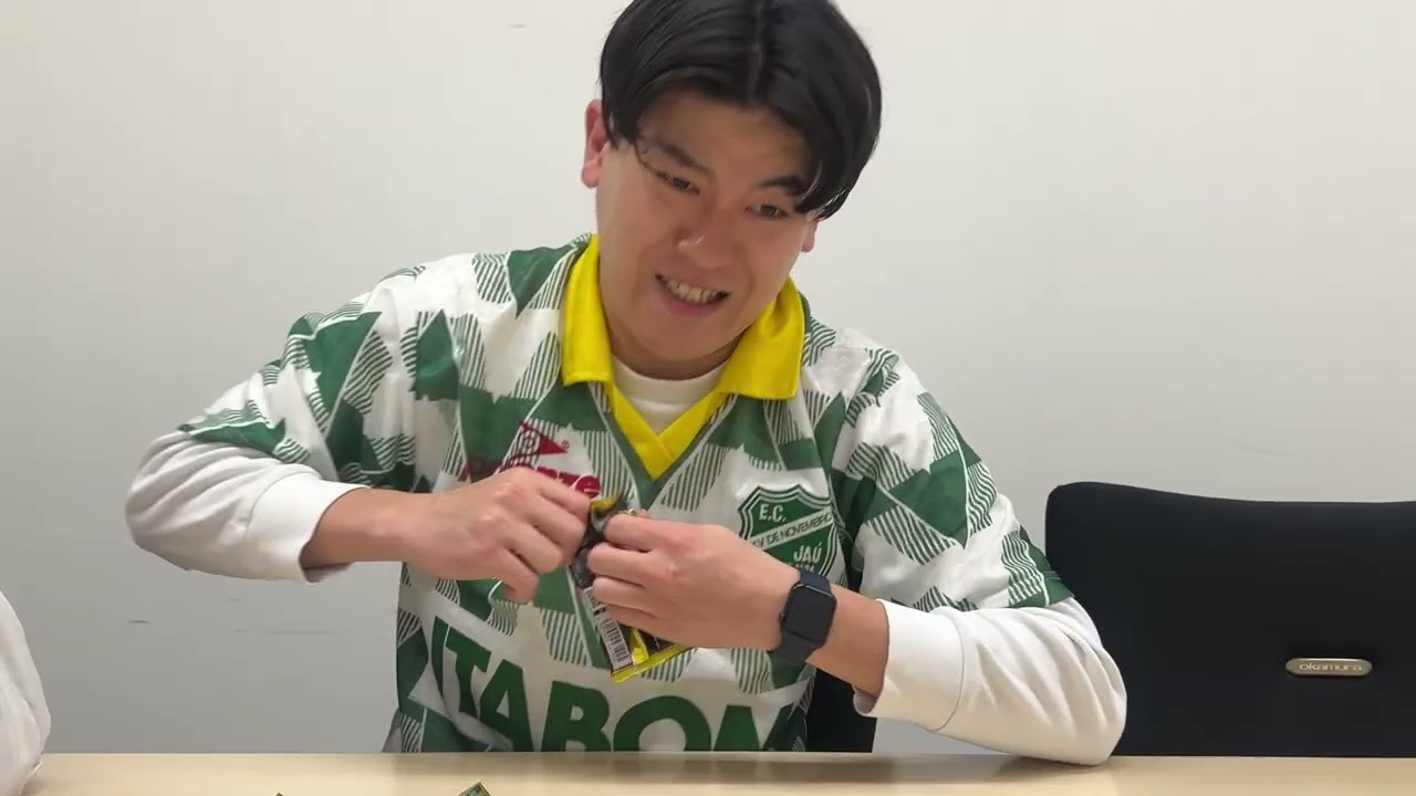 #142 ポケモンカードゲーム TOKYO LUMINOUS NIGHT公開記念イベント前日にテンション上がってポケカ開封したらリザードンexのMA出た