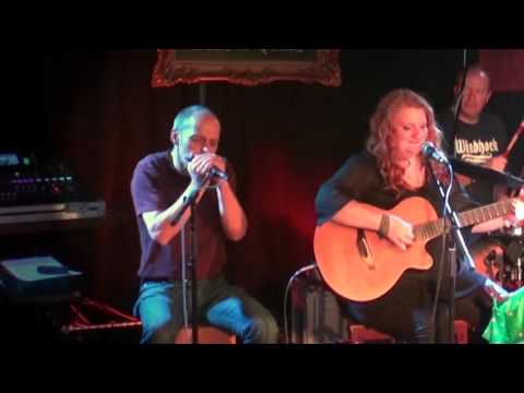 29 ways - Rebecca Hart & Nodding Heads (Willie Dixon Acoustic Cover)