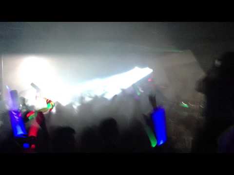 Showtek drops Reload by Sebastian Ingrosso and Tommy Trash in San Diego