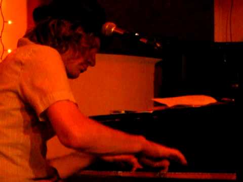 Trevor Garrod and Cochrane McMillan﻿ - Los Tres Borrachos