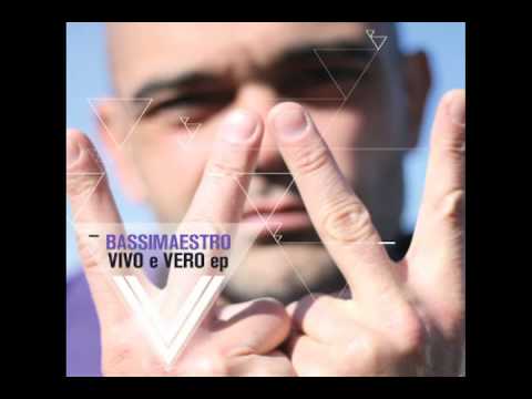 07 Stupitude feat.Kuno, Jack The Smoker, Emis Killa