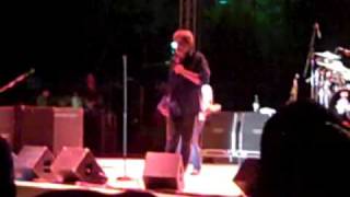 Eddie Money live &quot;Driving me crazy &quot; @ Sunken Garden in San Antonio Texas August 15, 2009.