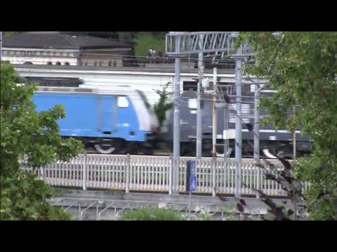 E189+E483 Nord Cargo con merci (23 carri) - Monza - 01/07/2014