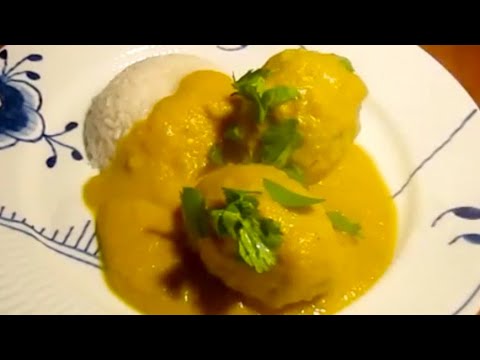 Danish Meatballs in Curry Sauce / "Boller i karry" - So yummy! - Recipe # 20