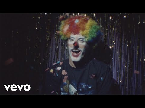 honestav - Paranoia (Official Music Video)