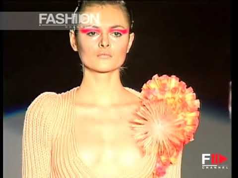 "Victor Bellaish" Autumn Winter 2001 2002 Milano 2 of 3 pret a porter by FashionChannel