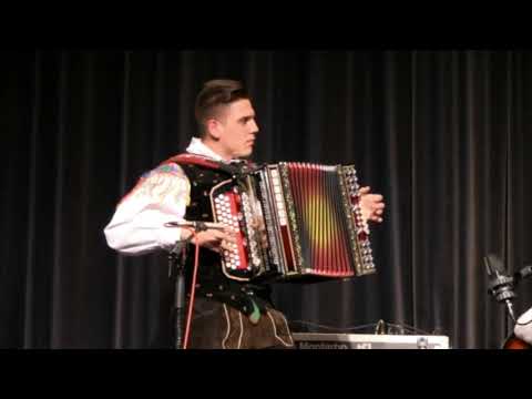 Festtag im Dorf / Praznik na Vasi - Tilen Kocevar ( Komp: S & V Avsenik)