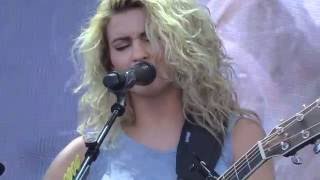 Tori Kelly - &quot;First Heartbreak&quot; (Live in San Diego 7-9-16)