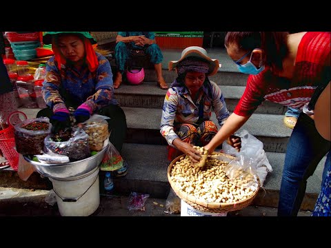 Foods And Travel - Cambodian Market Food Show And Street View