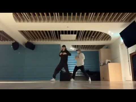 Twice Momo "Bad" Full Dance Practice