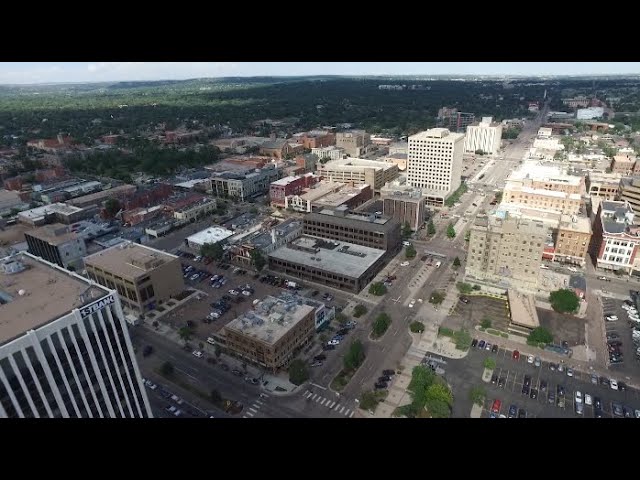 Live webcam view of Downtown Tejon Street Cam