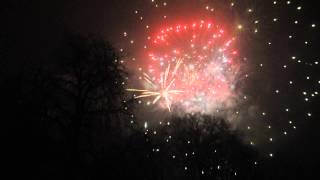 preview picture of video 'Silvester Feuerwerk 2015 im Kurpark Bad Salzuflen'