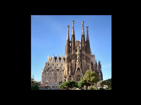 Antoni Gaudí  Architect